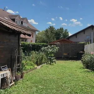 Charmante Maison De Village à 50m De La Hébergement de vacances